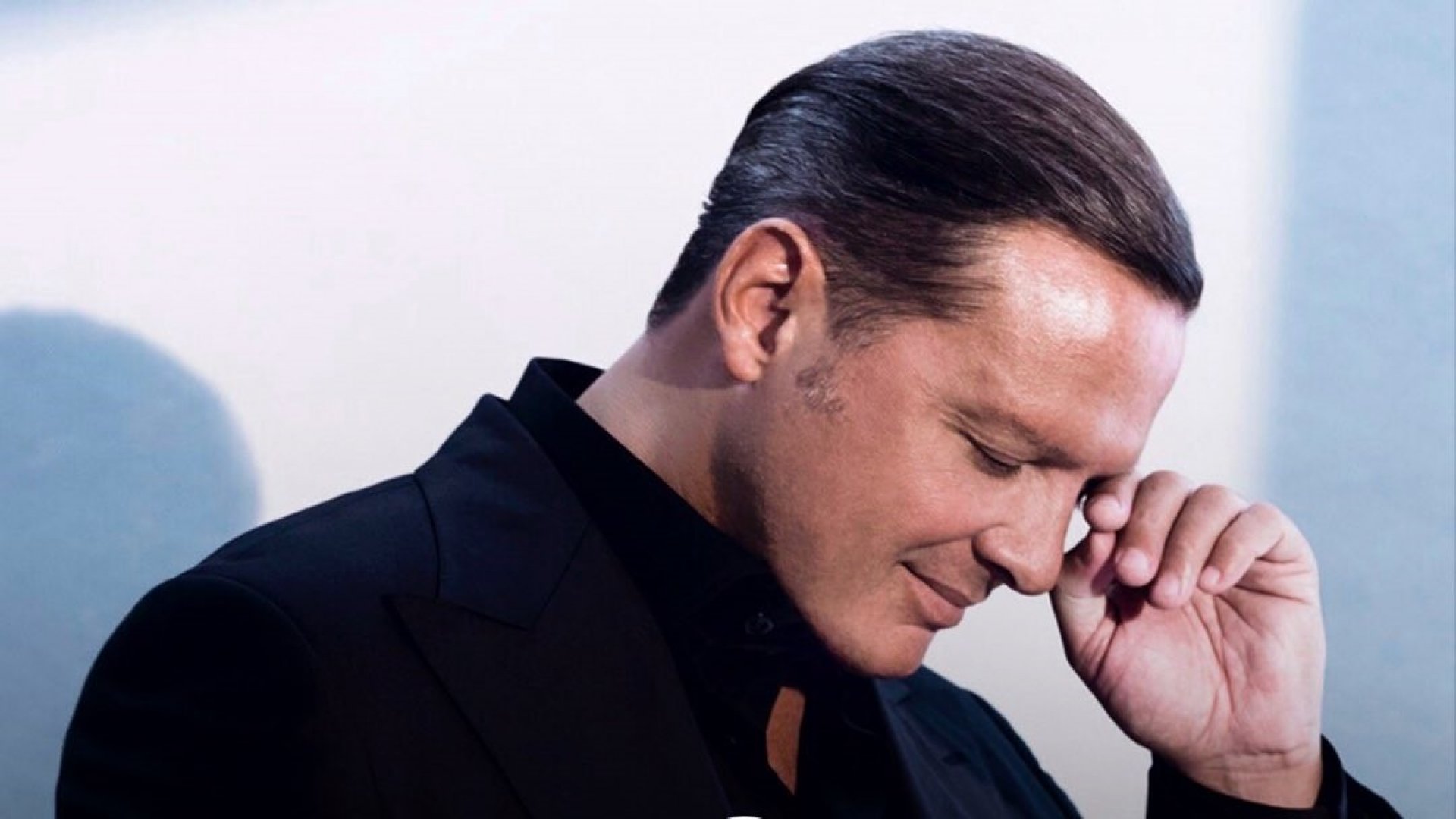 Luis Miguel enfrentaría litigio con Aracely Arámbula en su visita a México