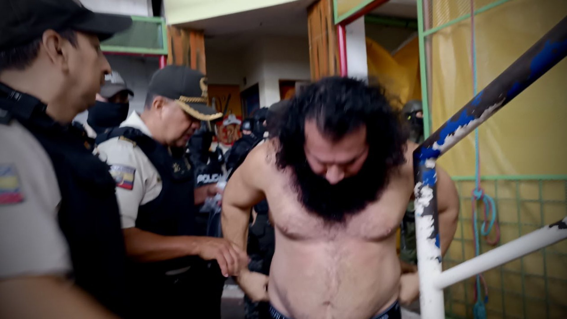 Exhiben a ‘Fito’, presunto líder criminal ligado al caso Villavicencio