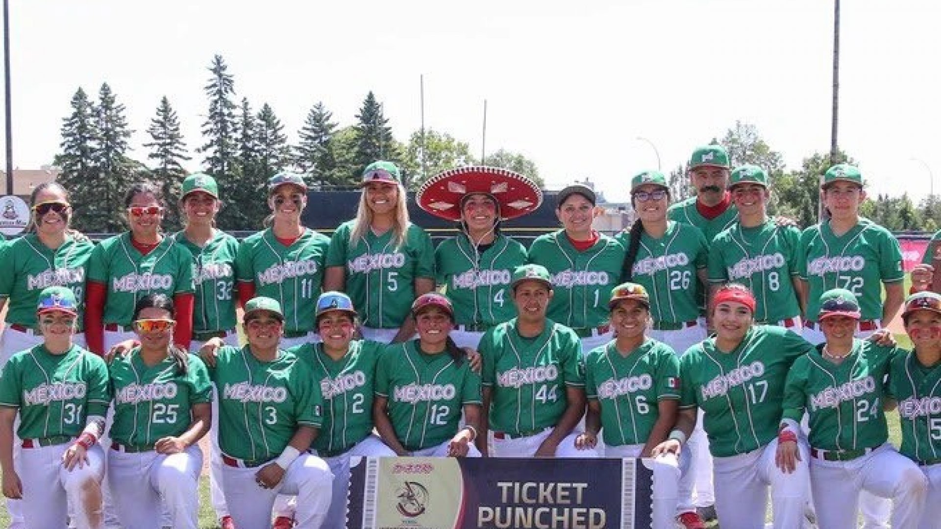 Selección azteca pasa a final de Mundial Femenil de Béisbol