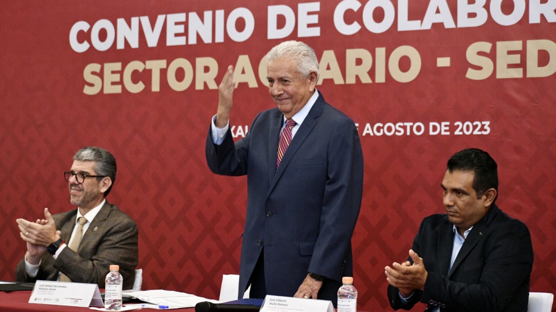 Establecemos condiciones de desarrollo y bienestar para Veracruz: Luis Hernández Palacios