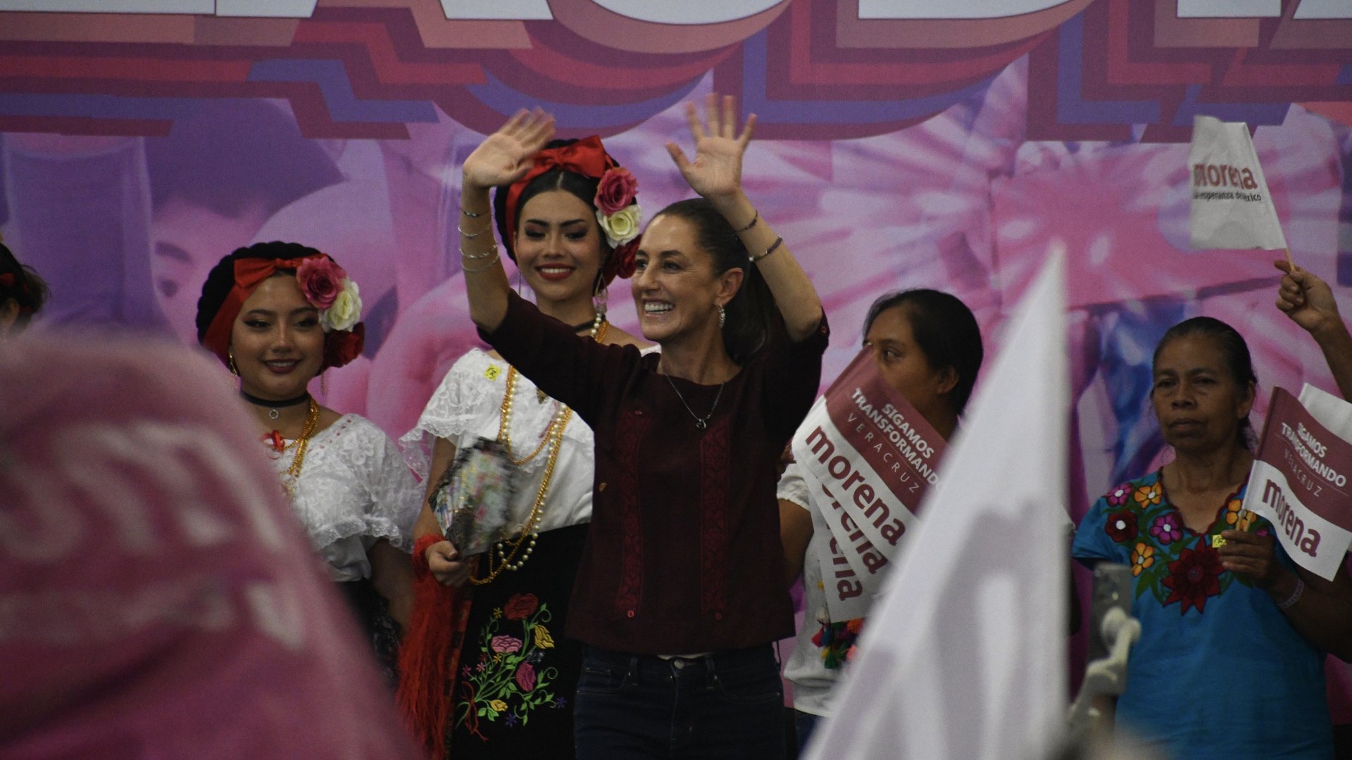 Claudia Sheinbaum cierra su gira en Veracruz con “ClaudiaFest”
