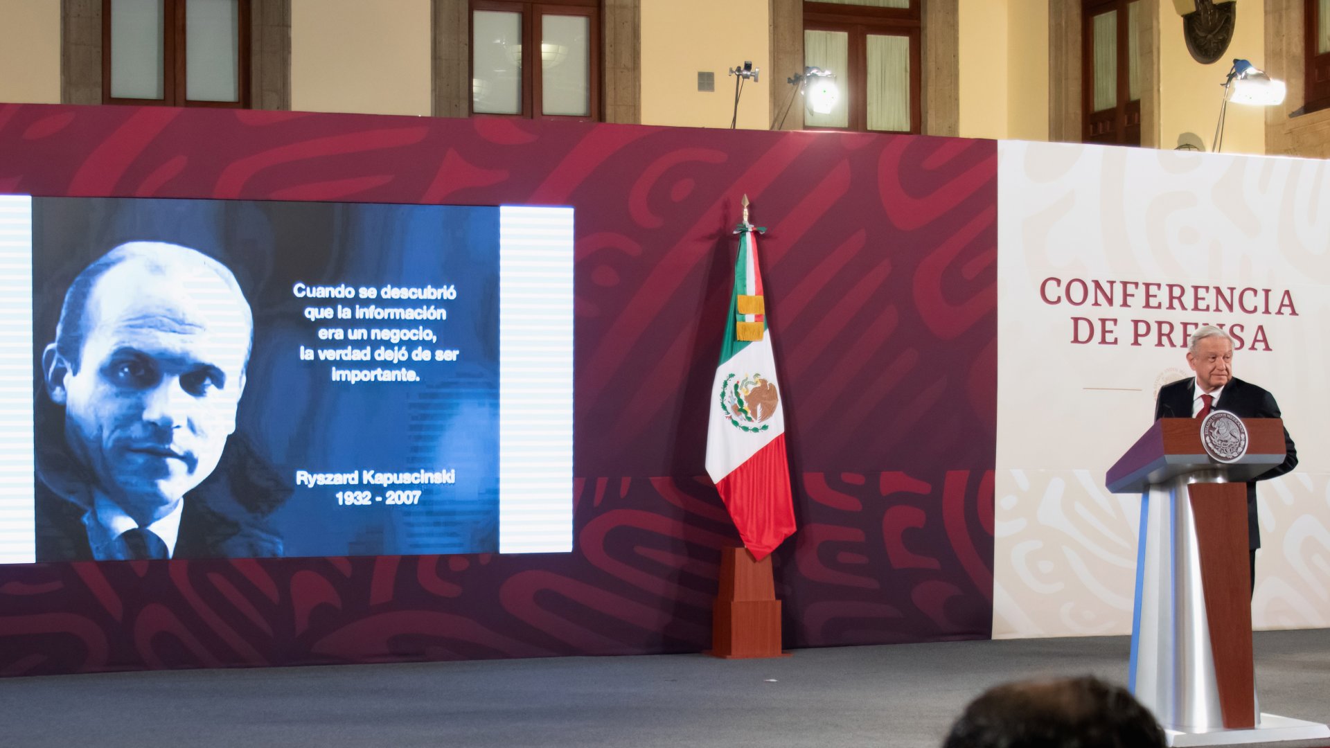 AMLO pide que reforma al Poder Judicial sea tema de campaña