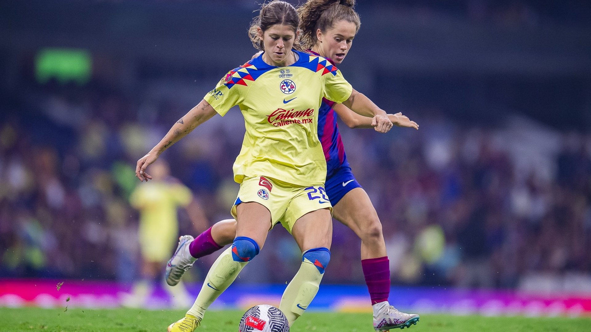 Le da América Femenil batalla al Barcelona en el Azteca