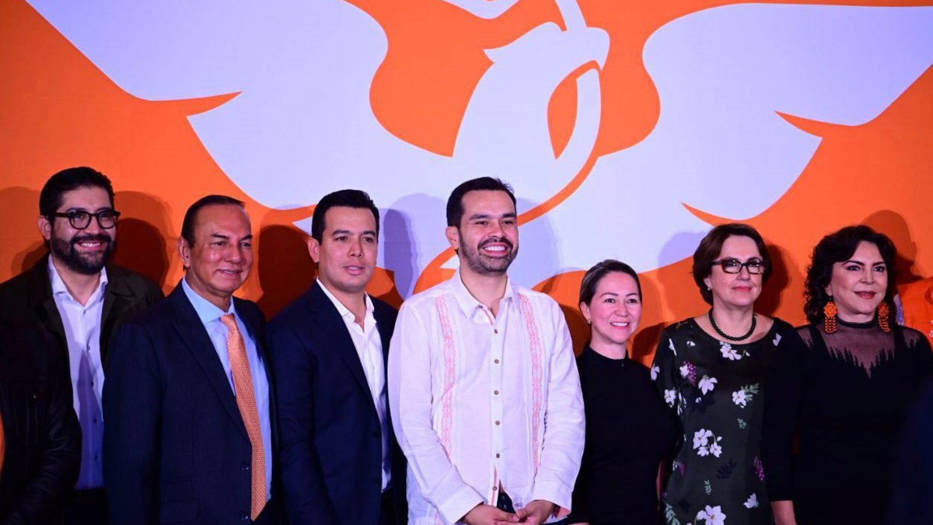 Desaira grupo Jalisco de MC plenaria de diputados