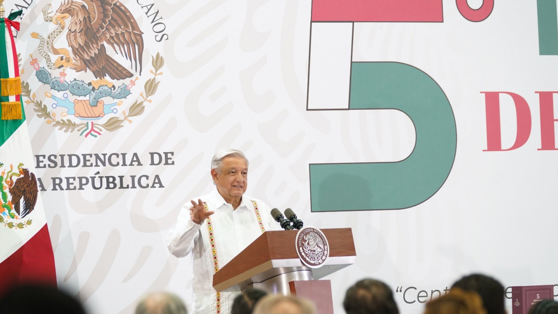 ‘Refinería Dos Bocas comienza producción hoy’; anuncia AMLO en Quinto Informe de Gobierno