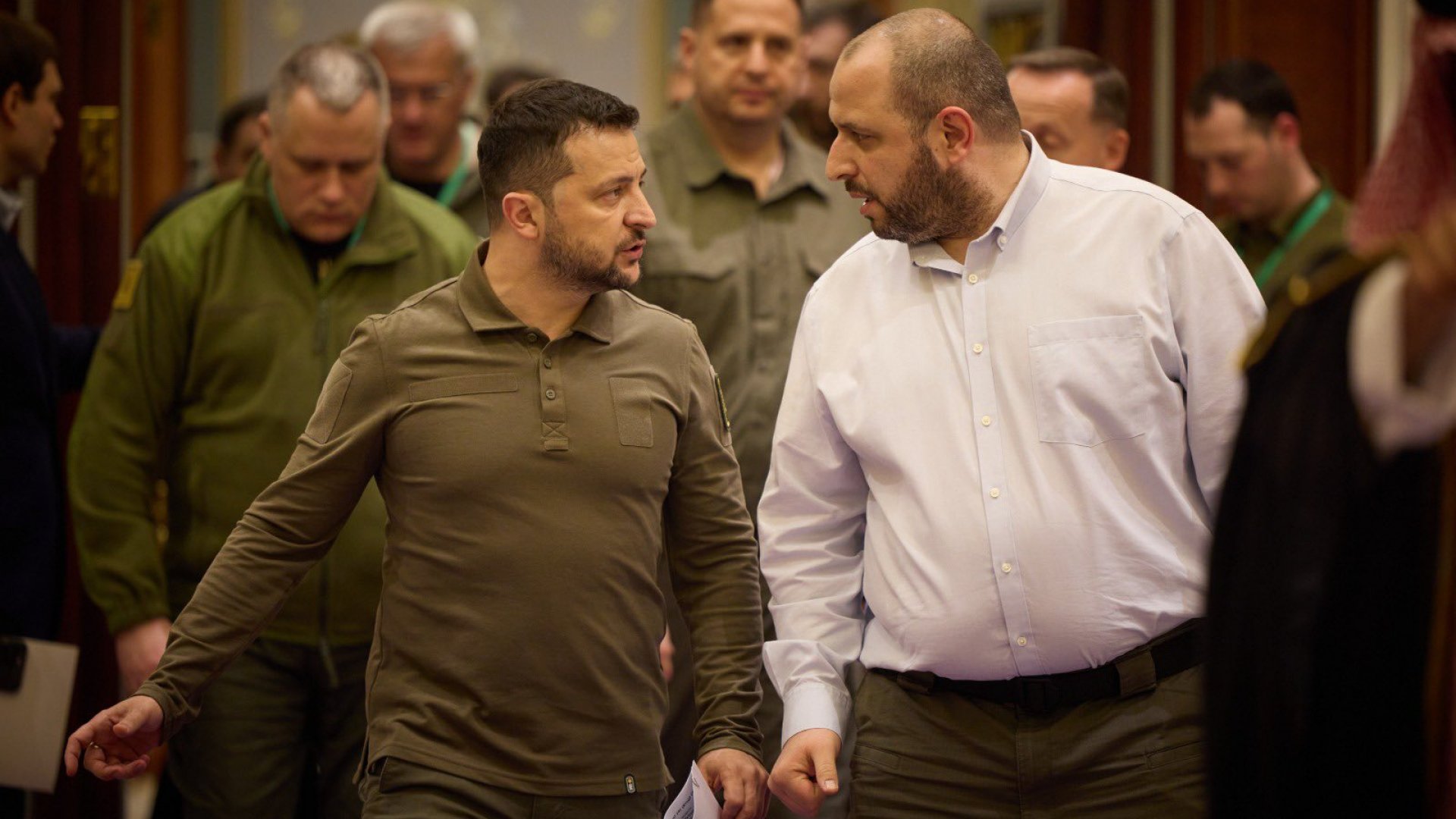 Reemplaza Zelenski a ministro de Defensa