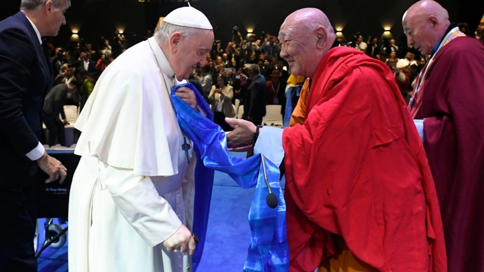 Estar en el corazón de Asia me hizo bien: Papa Francisco