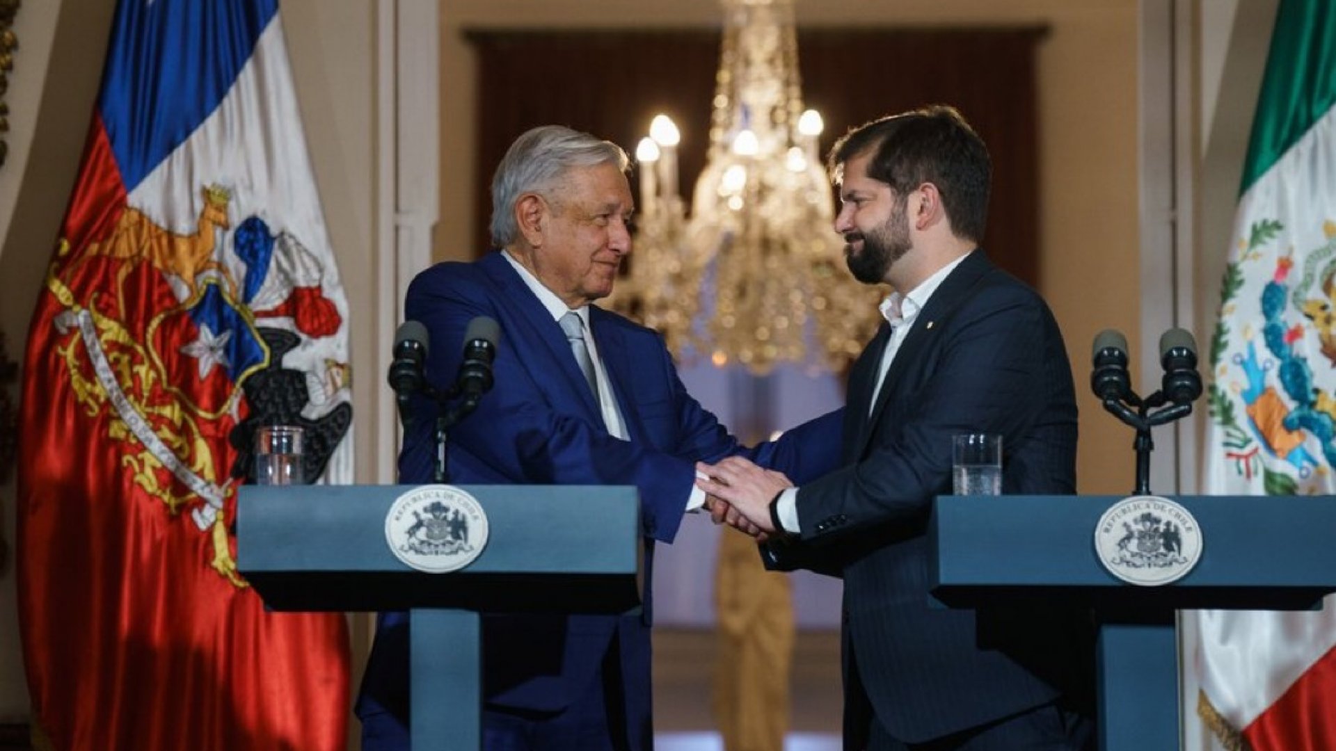 El presidente Andrés Manuel López inicia su visita a Chile