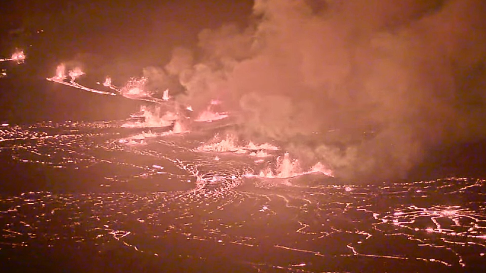 Volcán Kilauea hace erupción de nuevo