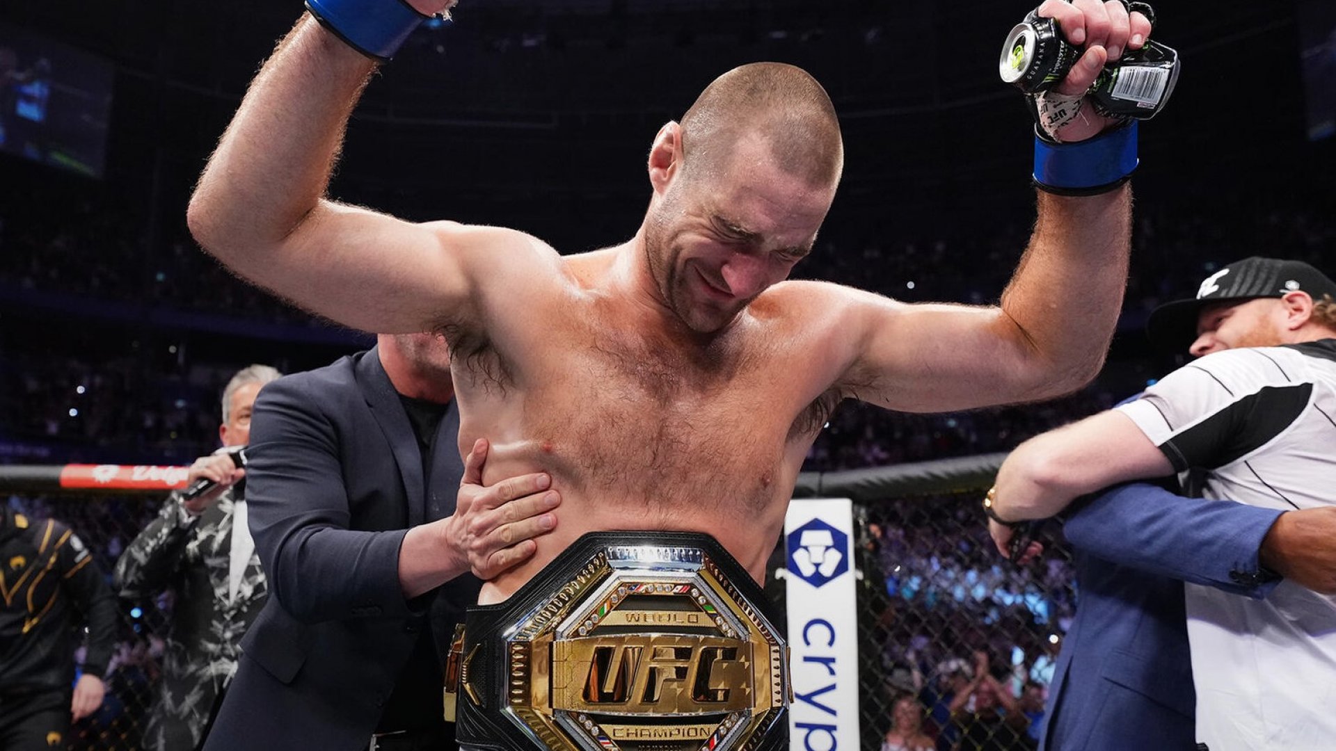 ¿Habrá revancha entre Strickland y Adesanya?