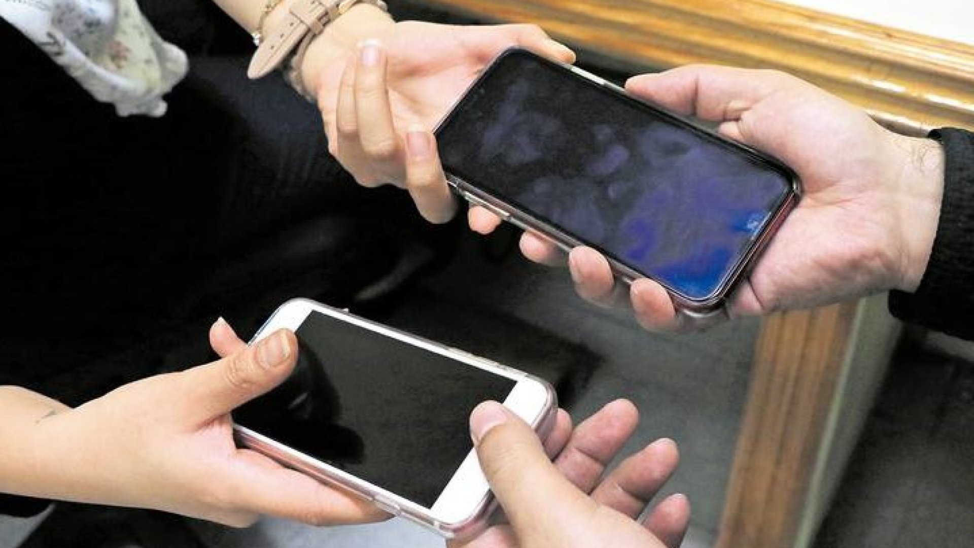 Cárcel a quien filtre videos o fotos de carpetas de investigación