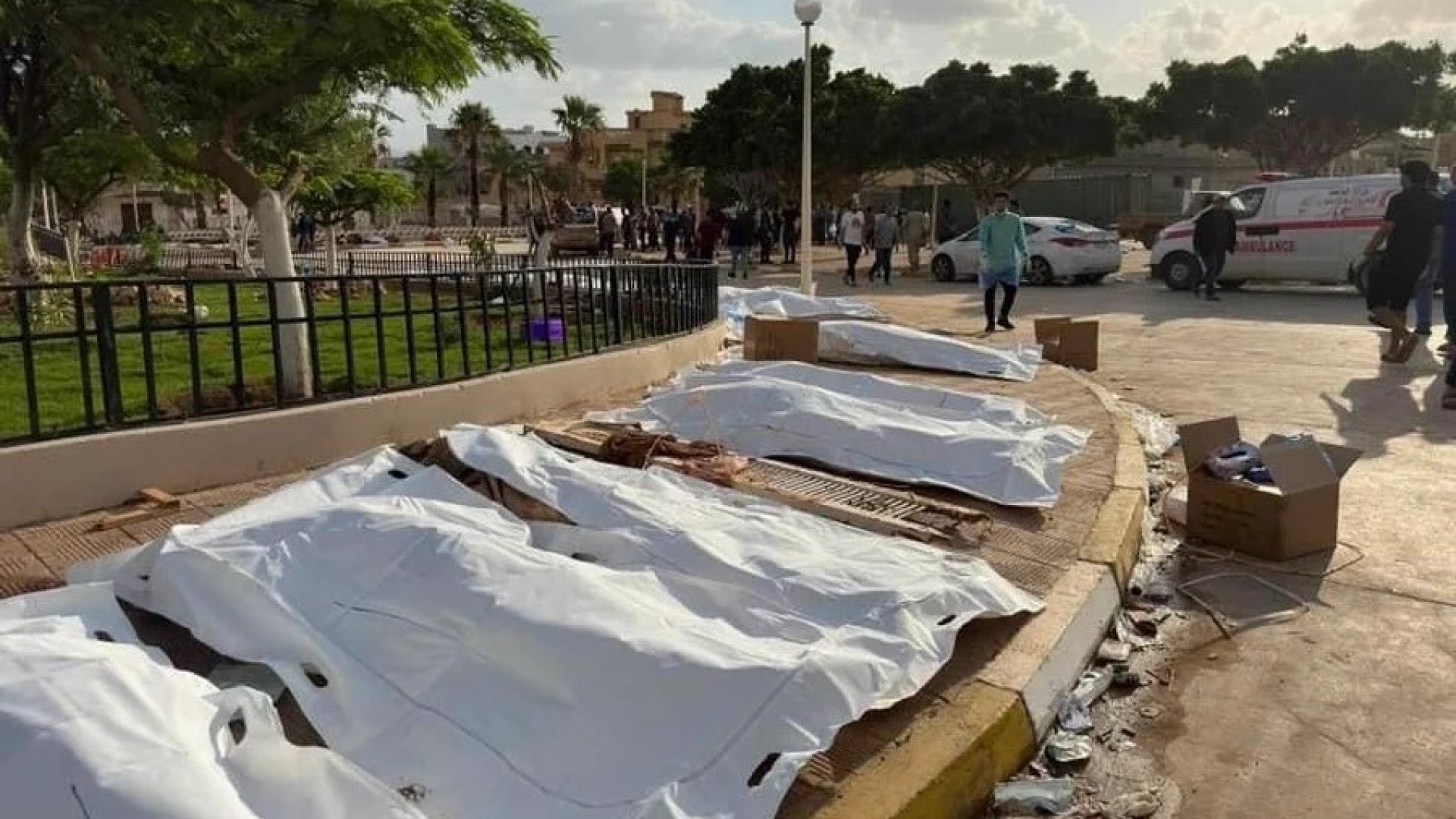 Inundaciones en Libia: casi 7 mil muertos y 10 mil desaparecidos