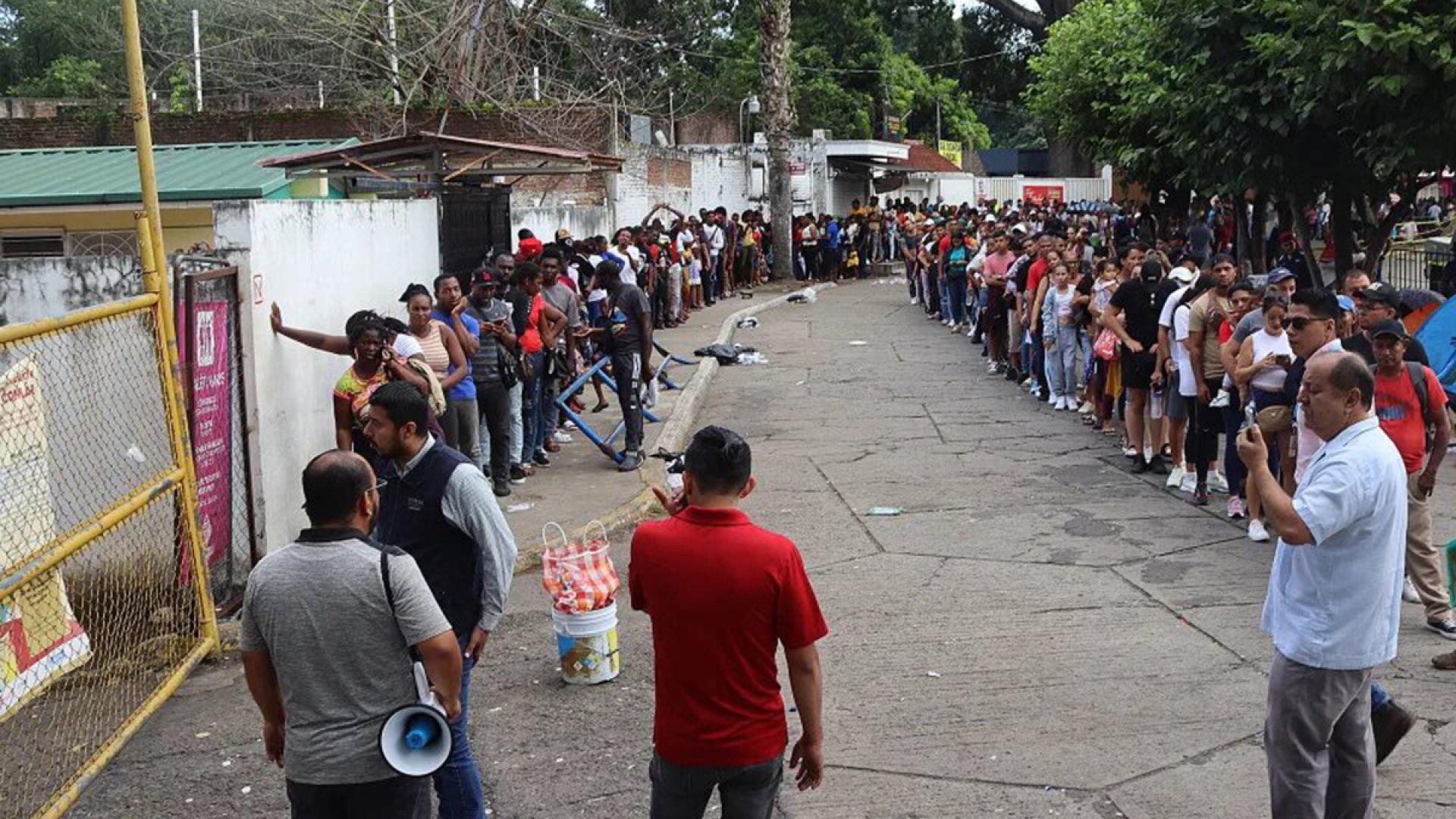 Solicitudes de asilo político en México incrementan y saturan la frontera sur