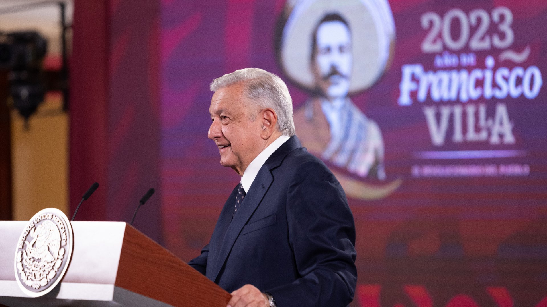 Paro de trenes de Grupo México fue 'propaganda', acusa López Obrador