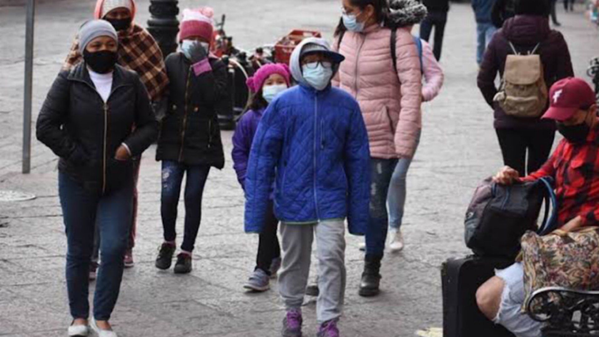 Frente frío llega a México con temperaturas de cero grados; ocho estados en alerta