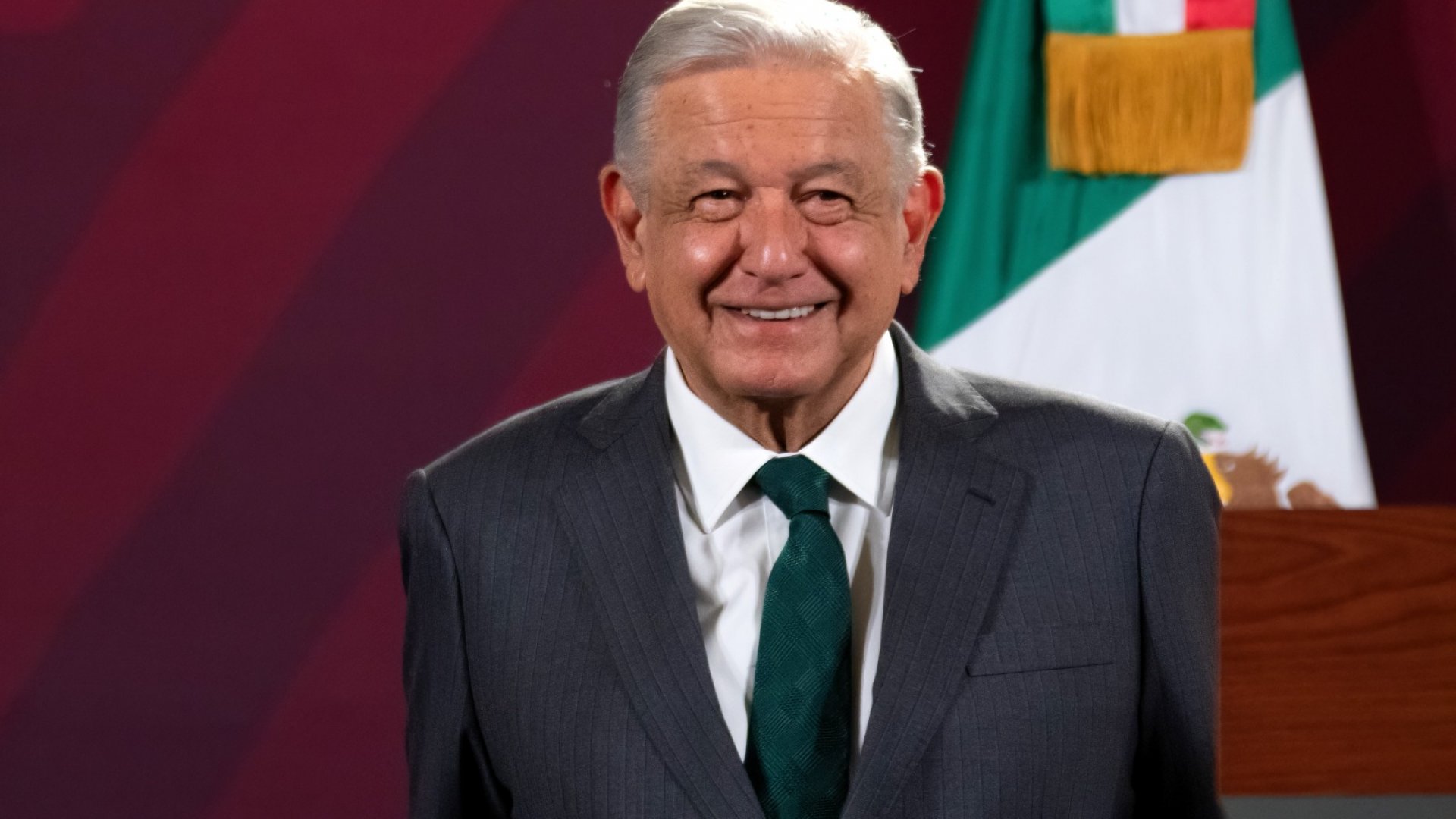 AMLO afirma que cárteles no son el quinto empleador a nivel nacional