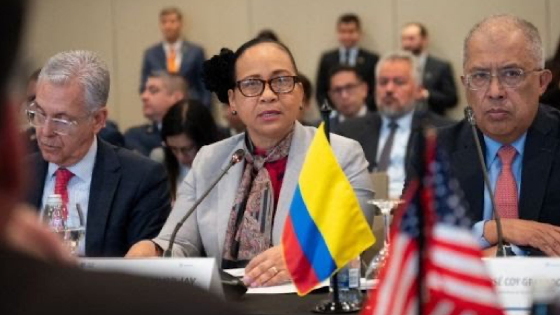 Gobierno de Colombia presenta nuevo plan antidrogas