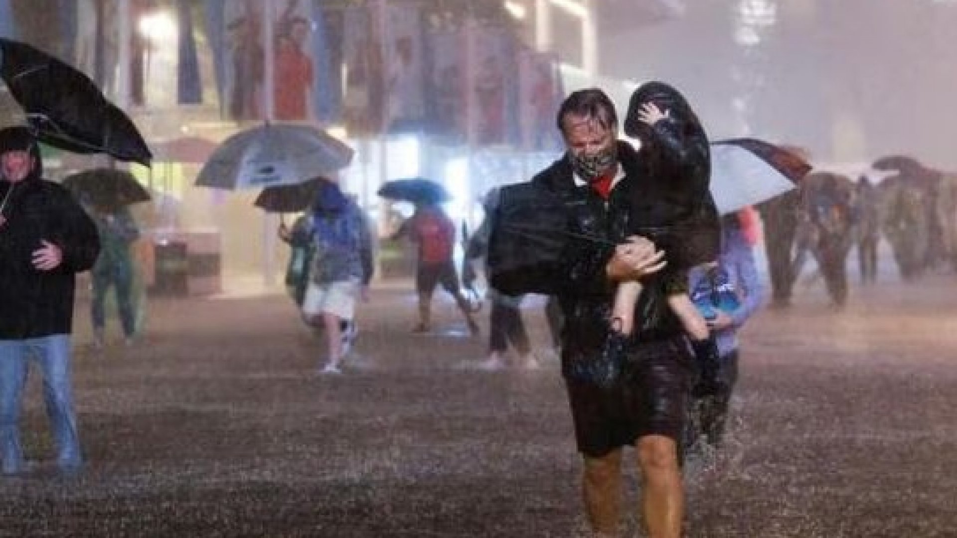 Nueva York declara el estado de emergencia por lluvias torrenciales