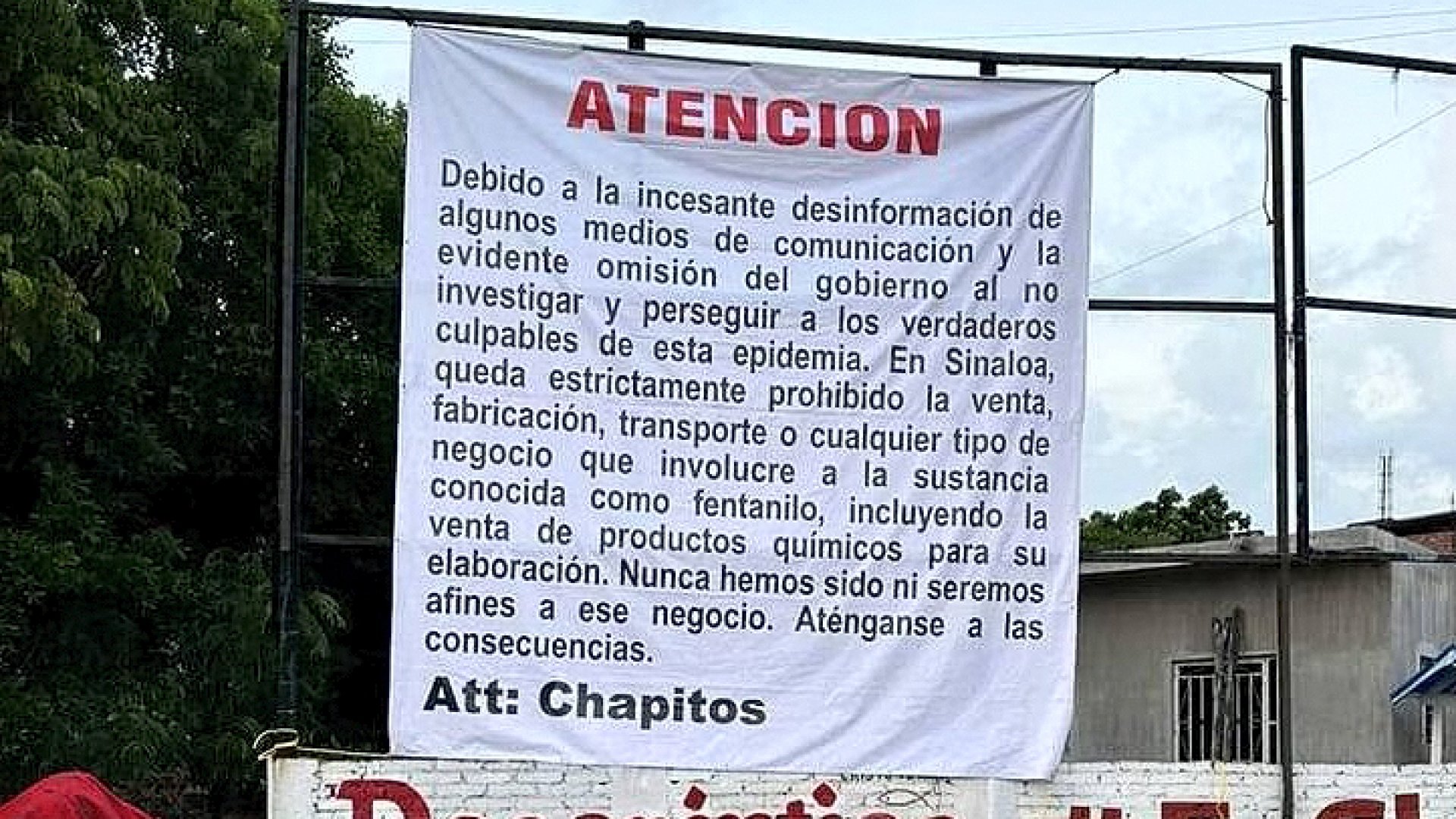 ¿Los Chapitos? Prohíben producción y tráfico de fentanilo en Sinaloa con narcomantas
