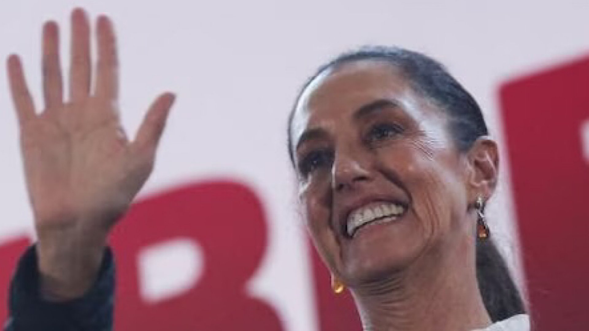 Sheinbaum supera en más de 50 puntos a Xóchitl Gálvez en las encuestas