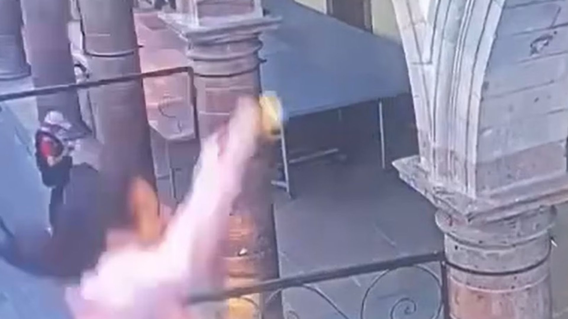 Cae regidor de segundo piso de Palacio municipal en Guanajuato