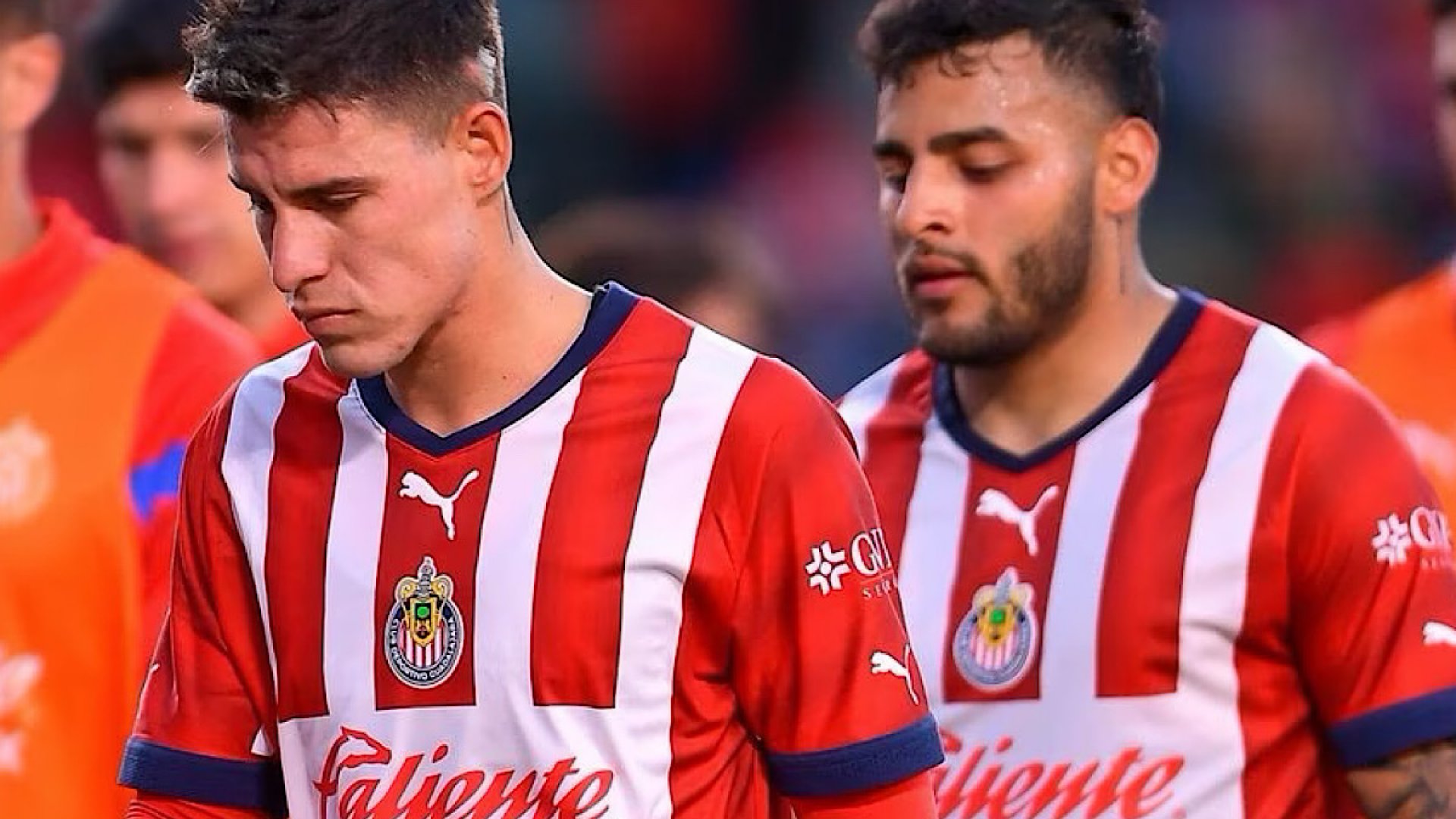 Chivas separa a tres jugadores por incumplir reglamento