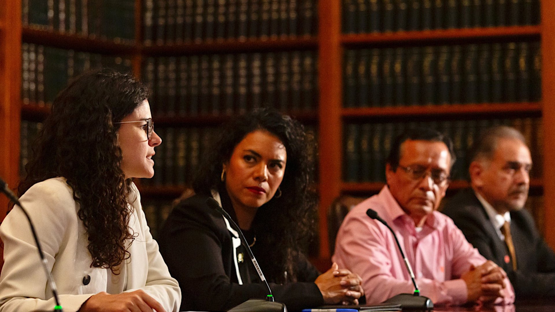 Gobierno acuerda con sindicato la extinción de Notimex