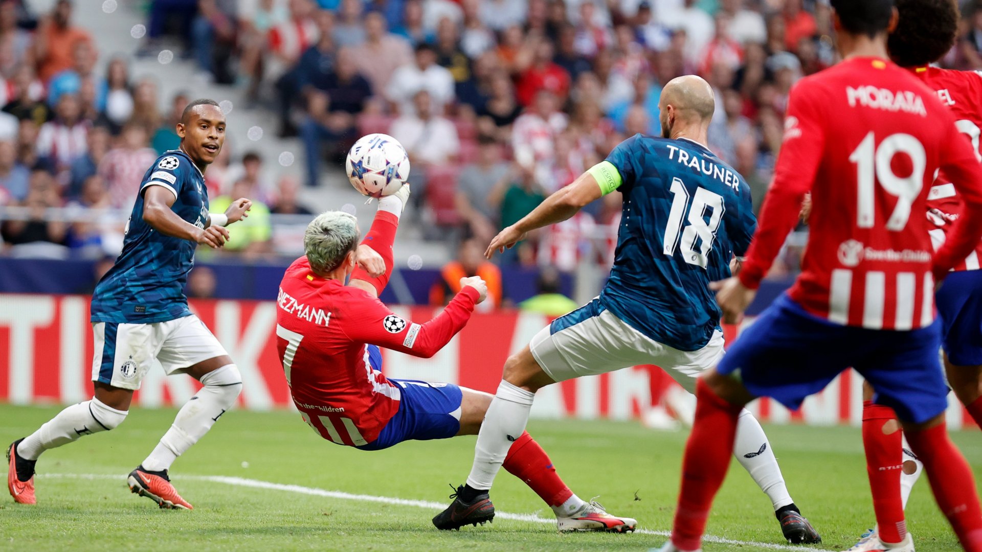 Remonta Atlético de Madrid ante Feyenoord en Champions
