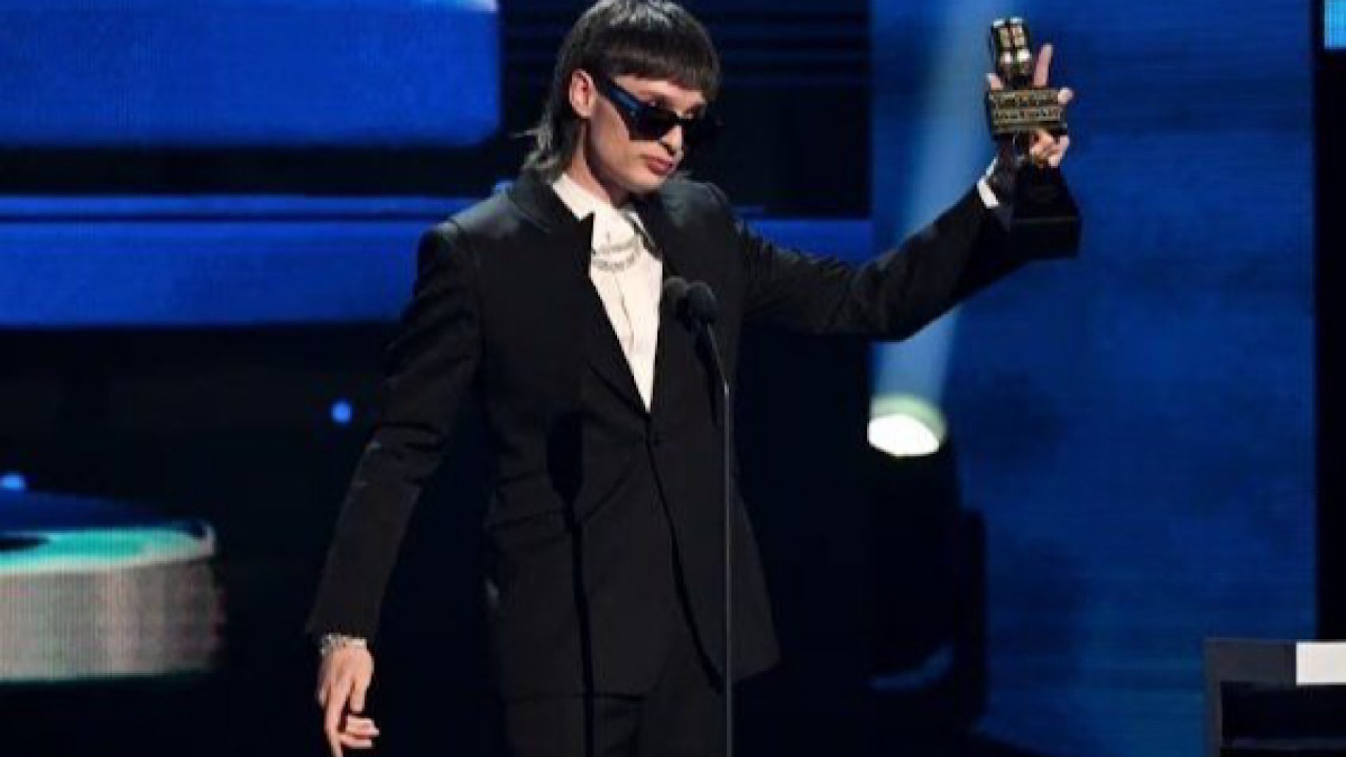Peso Pluma, Bad Bunny y Karol G ganan a lo grande en Billboard 2023 latinos