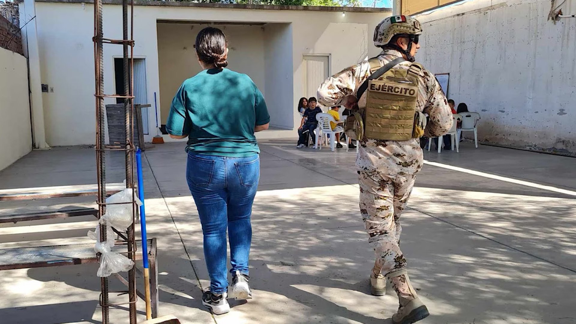 Lanzaron una bomba molotov en escuela de catecismo en Sonora