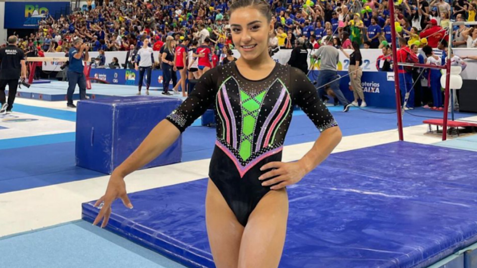 La gimnasta mexicana Ahtziri Sandoval consigue boleto para París 2024