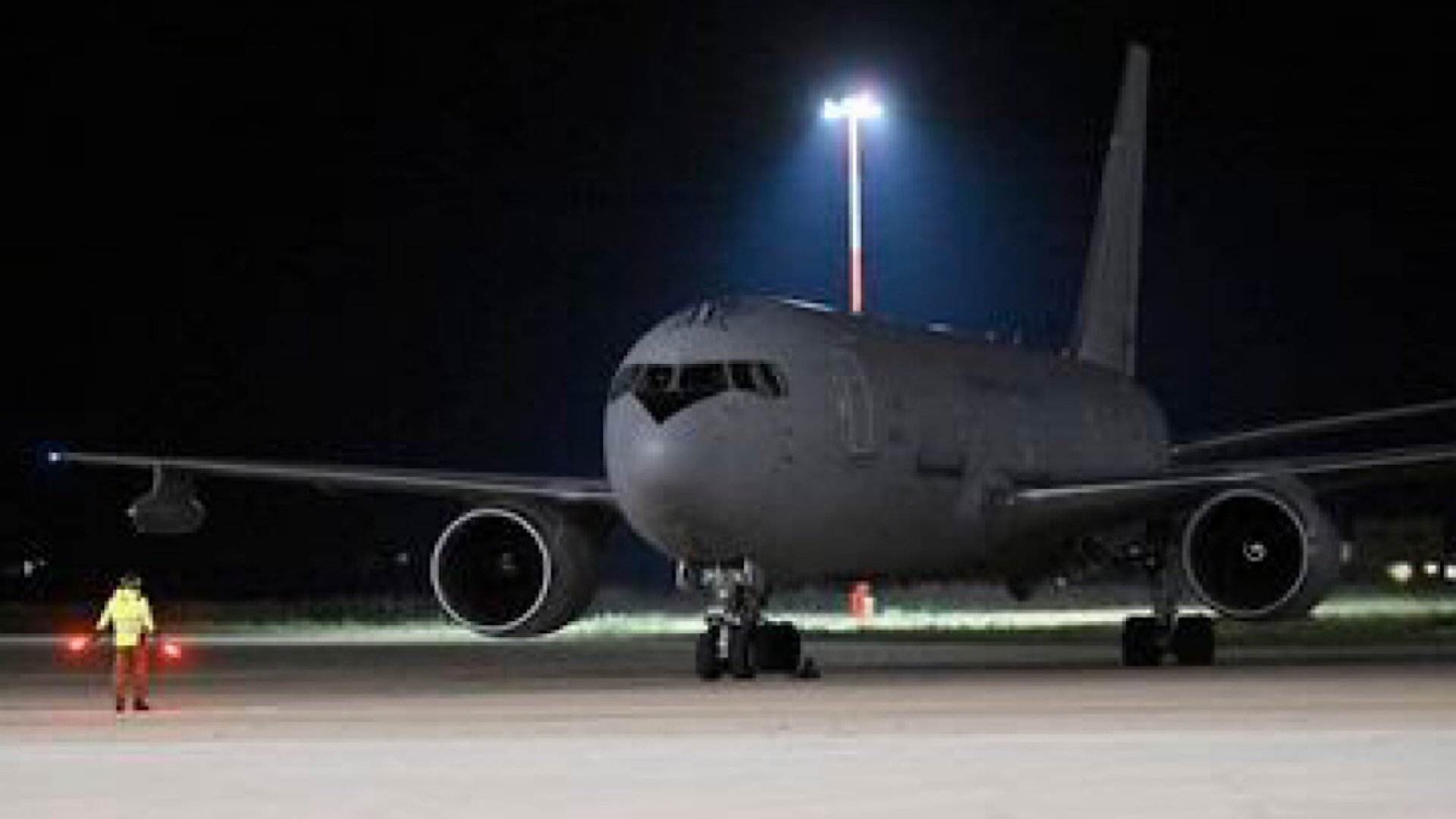 Llega a Israel el primer avión con ayuda de armamento procedente de Estados Unidos
