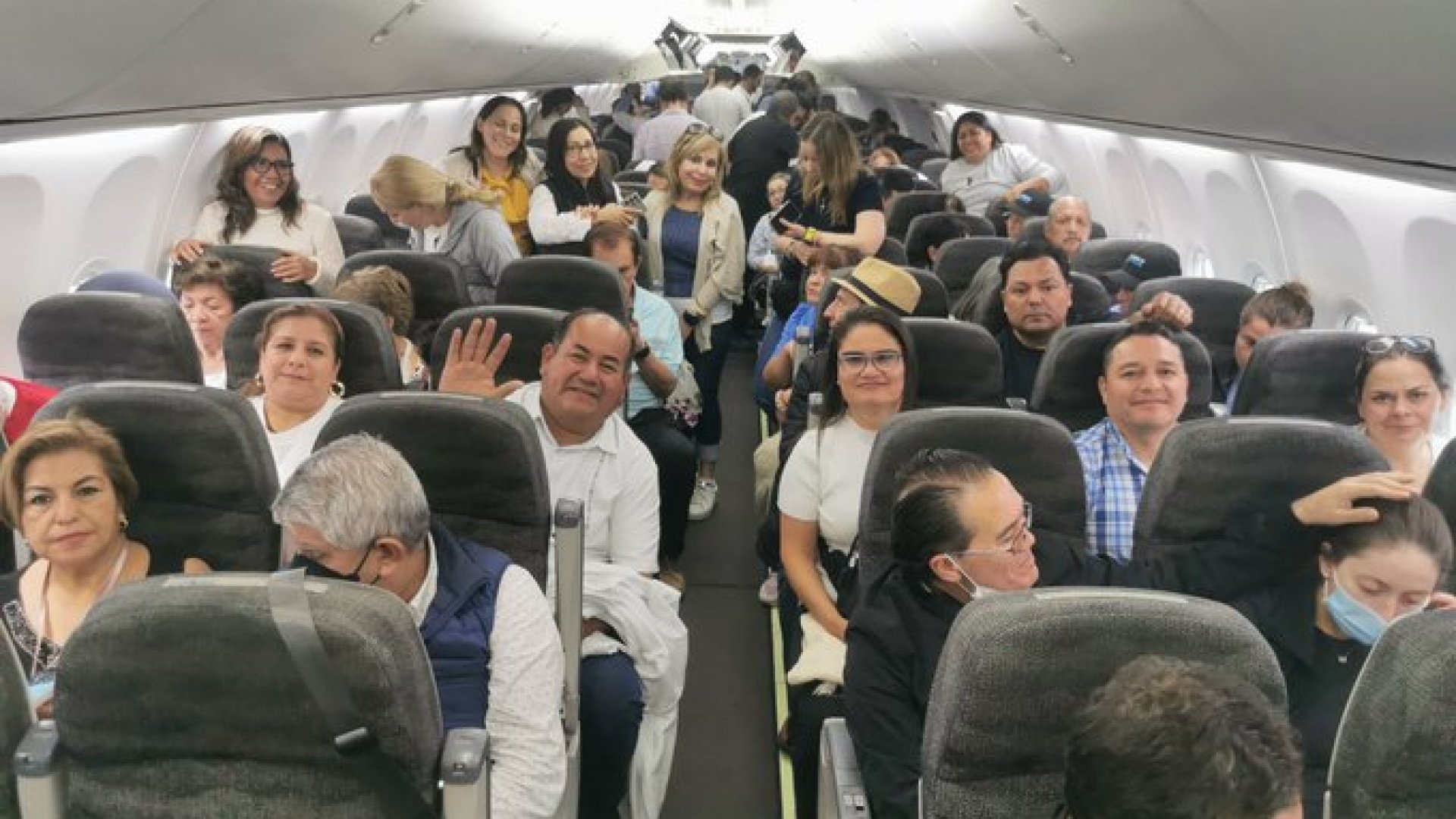 Fuerza Aérea Mexicana rescata a 276 mexicanos de Israel; restan 700
