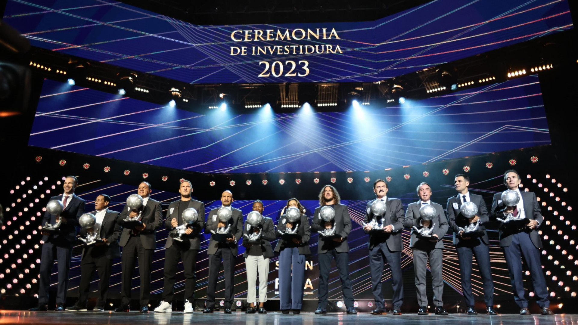 Ingresan 18 nuevos inmortales al Salón de la Fama del Futbol