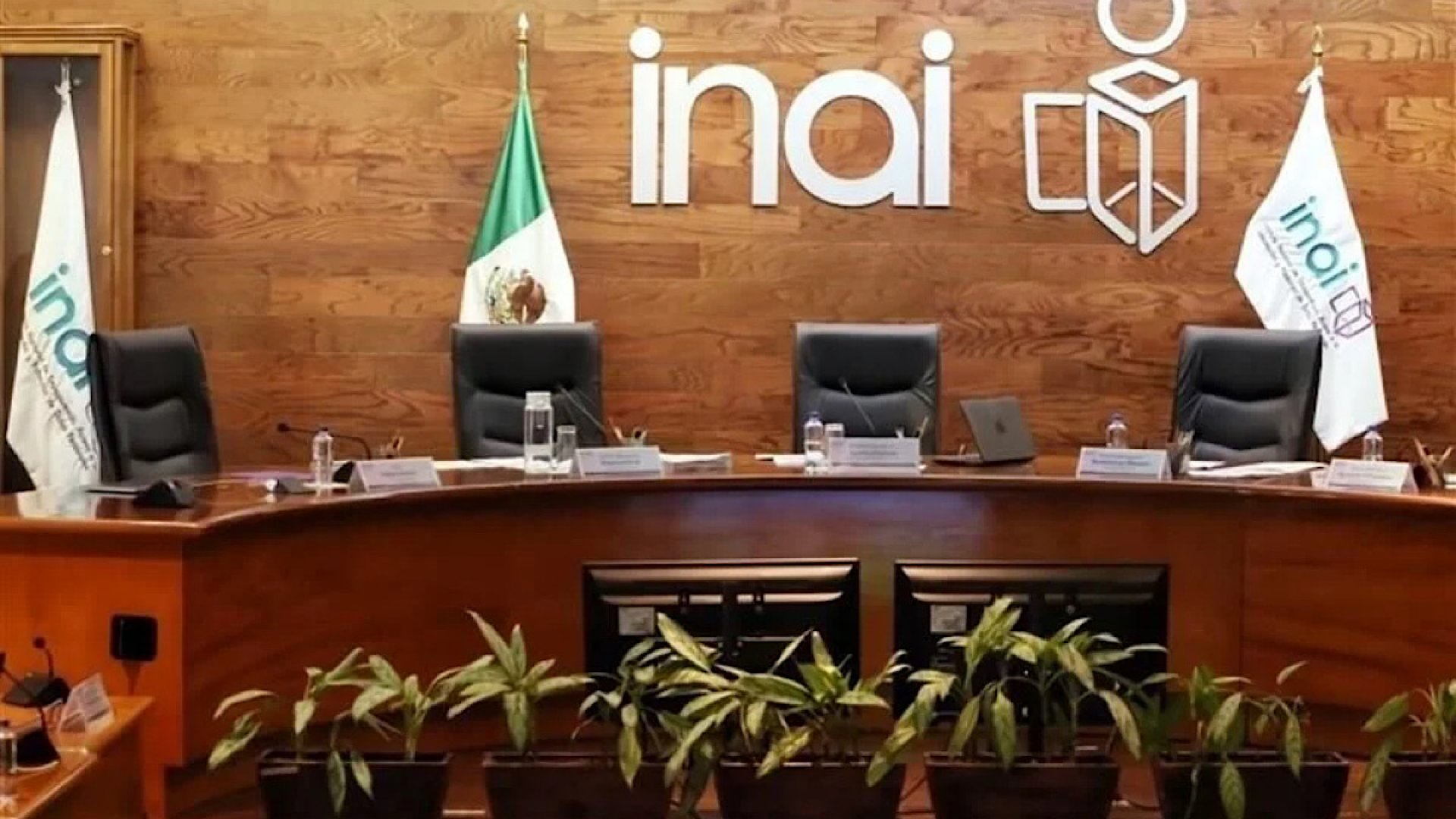 Sacarán nombramientos del INAI después del Día de Muertos