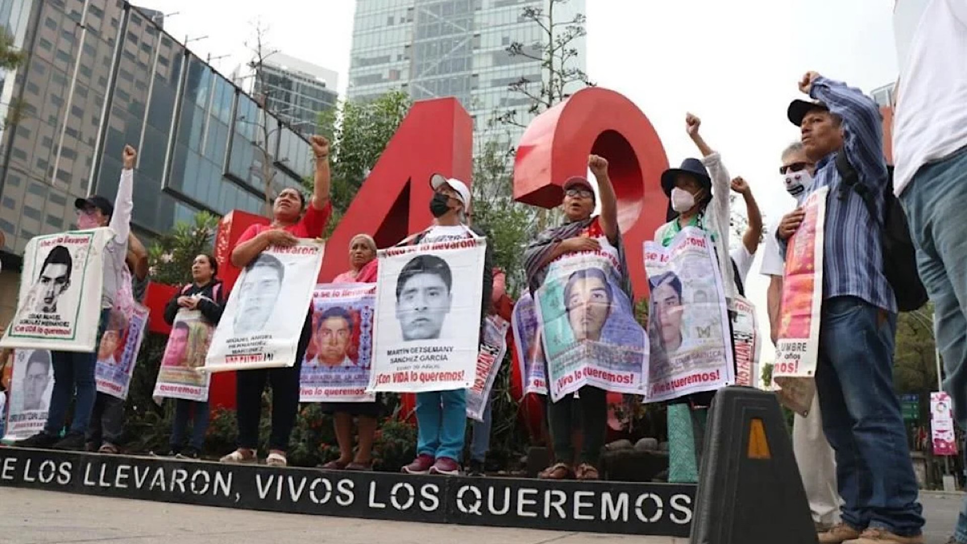 Sedena supo en tiempo real sobre desaparición de normalistas
