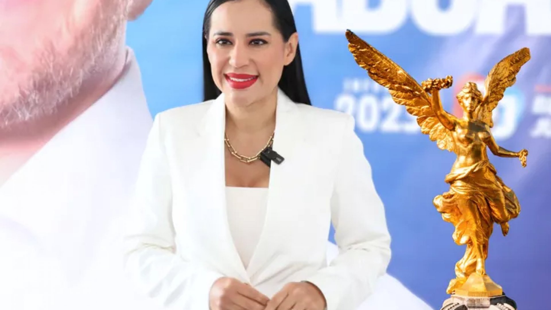 Sandra Cuevas anuncia que ganó la impugnación por el Ángel de la Independencia - 20/10/2023 11:58