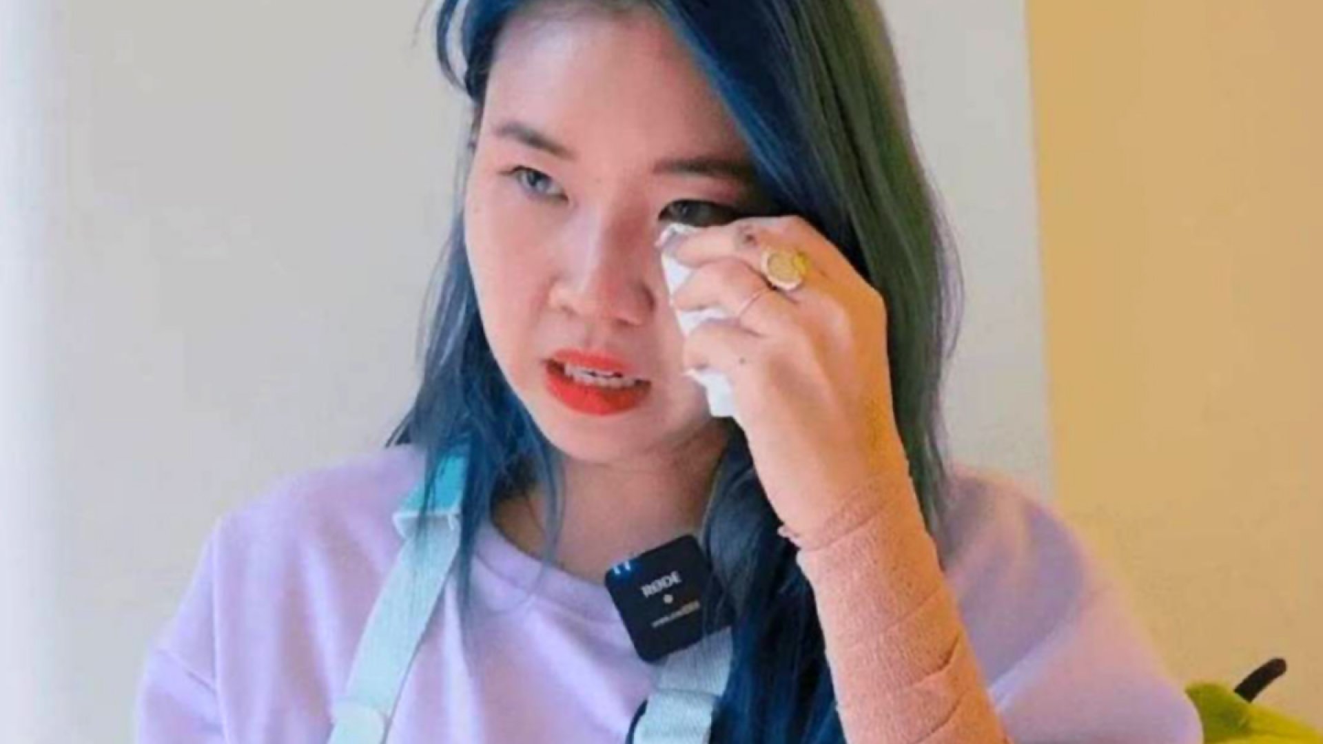 ¡Pierde seguidores! Se van contra Chingu Amiga por usar bikini; ella pide disculpas