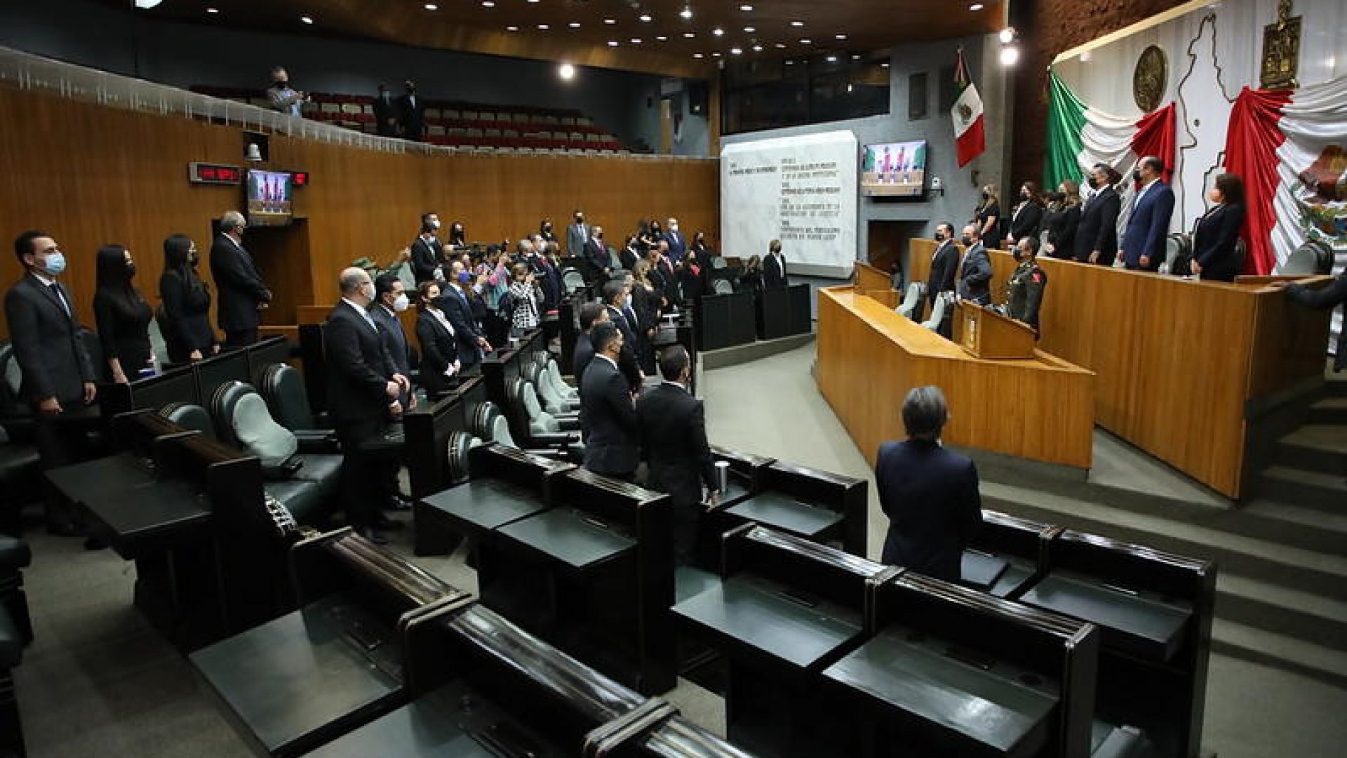 Anula Congreso 38% de sesiones… ¡por quórum!