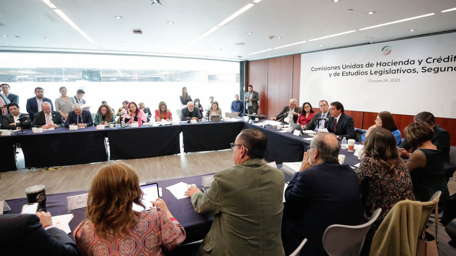 Avanza en Senado extinción de fideicomisos del PJ
