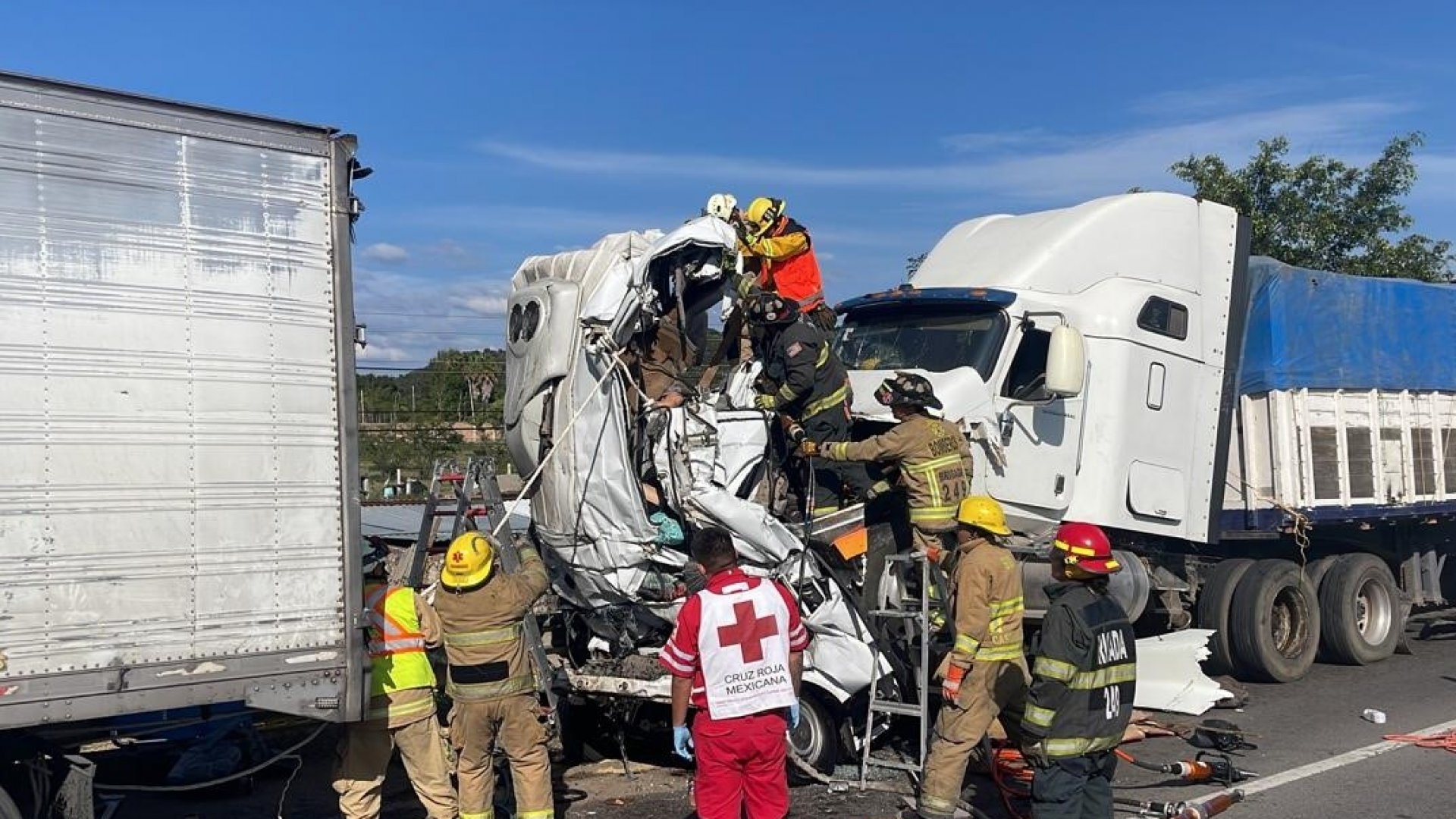 Mueren 7 en accidente carretero en El Arenal, Jalisco