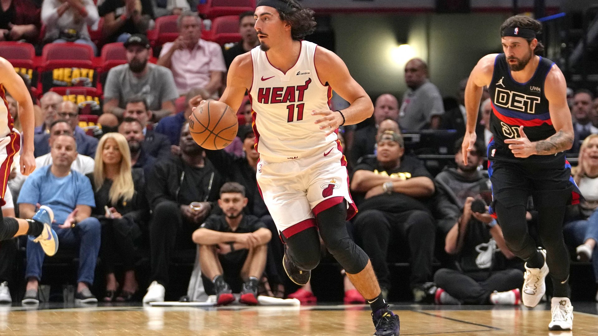 Debuta Jaime Jáquez con triunfo en la NBA