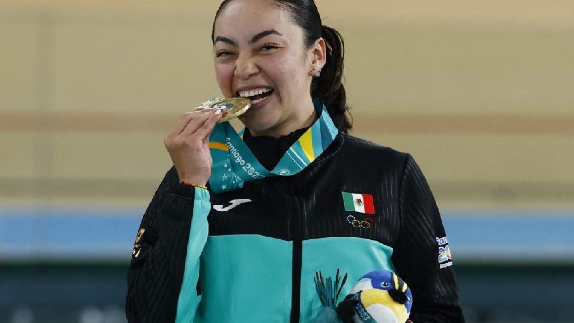 Yareli Acevedo se corona en ciclismo de pista y México llega a 30 medallas de oro
