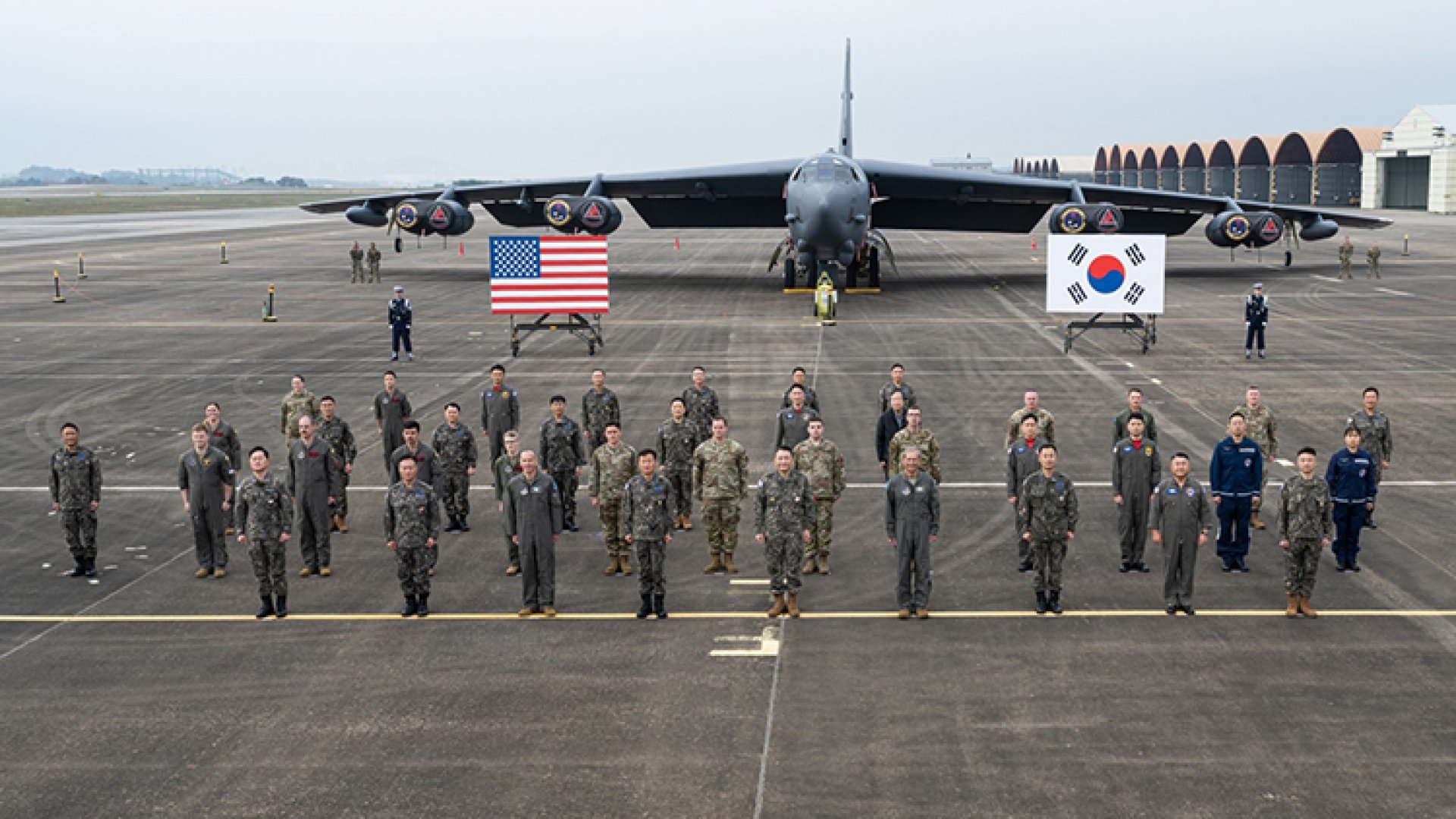 Anuncian EU y Corea del Sur nuevas maniobras militares