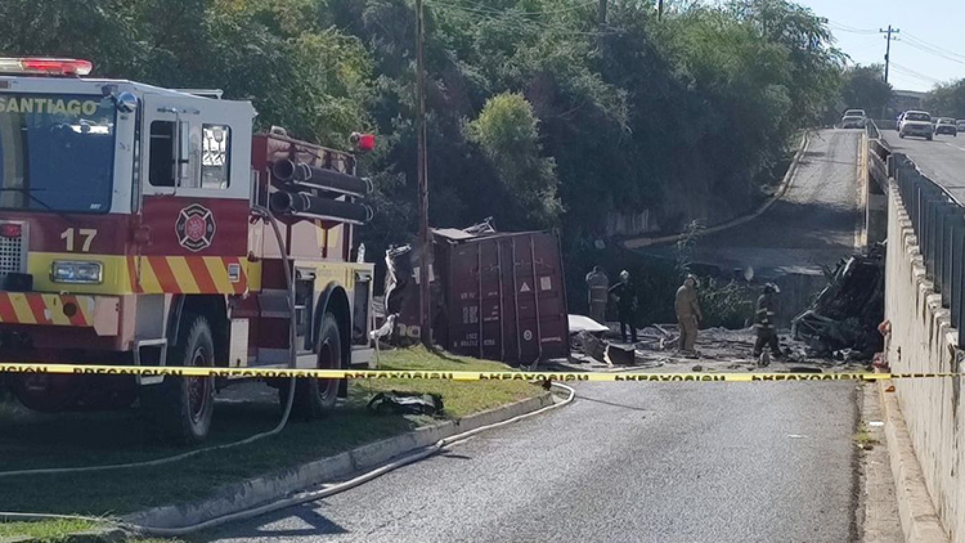 Muere trailero calcinado en la Carretera Nacional