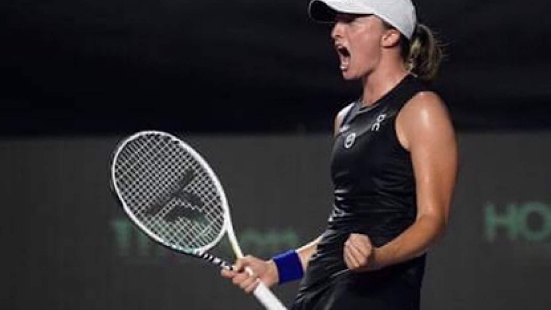 Iga Swiatek conquista las WTA Finals en México