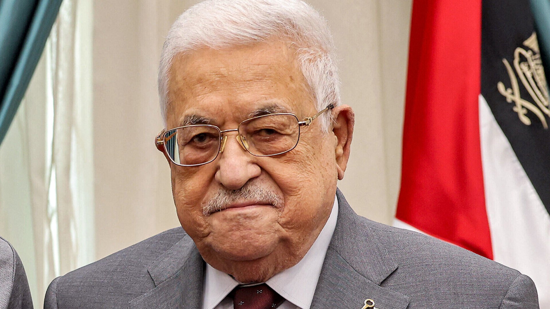 Atacan convoy del presidente palestino Mahmoud Abbas