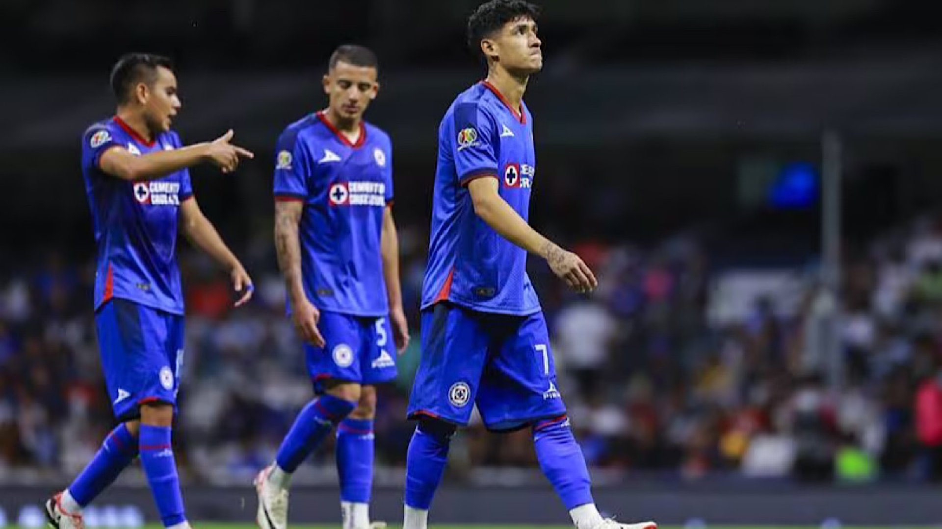 Cruz Azul firmó pésimo torneo y se despidió con derrota ante Puebla en el Estadio Azteca