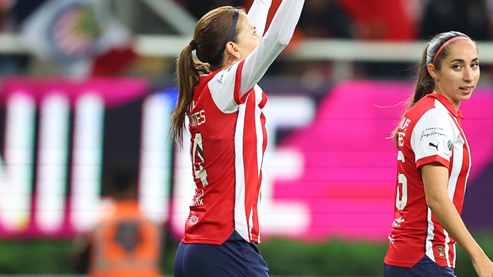 Chivas femenil ‘le apaga el infierno’ a Toluca