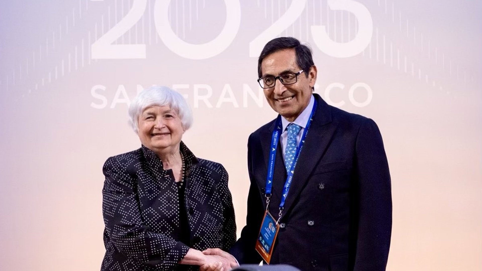 Rogelio Ramírez de la O se reunió con Janet Yellen al margen del foro de la APEC
